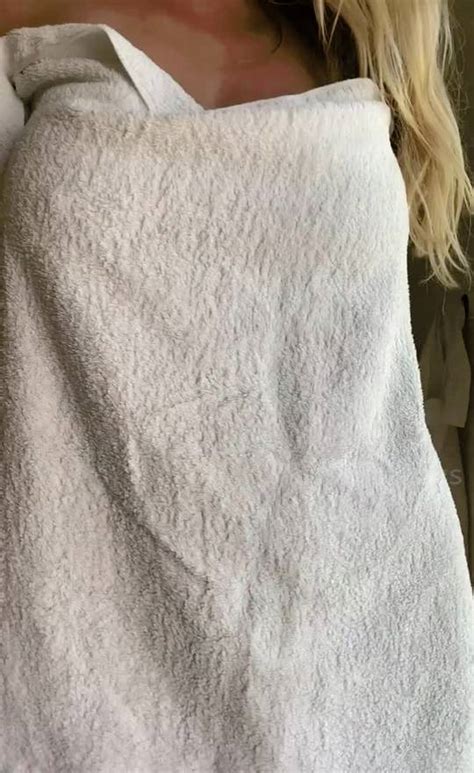 white big boobs|towel drop. : r/BiggerThanYouThought